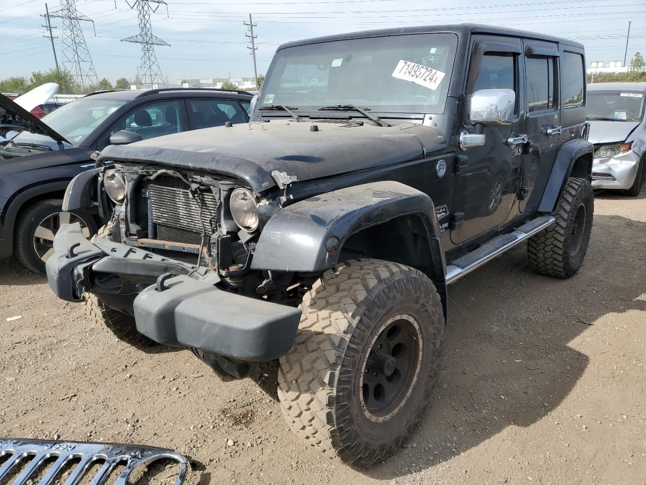 2012 Jeep Wrangler Unlimited Sahara للبيع في Elgin، IL - Front End
