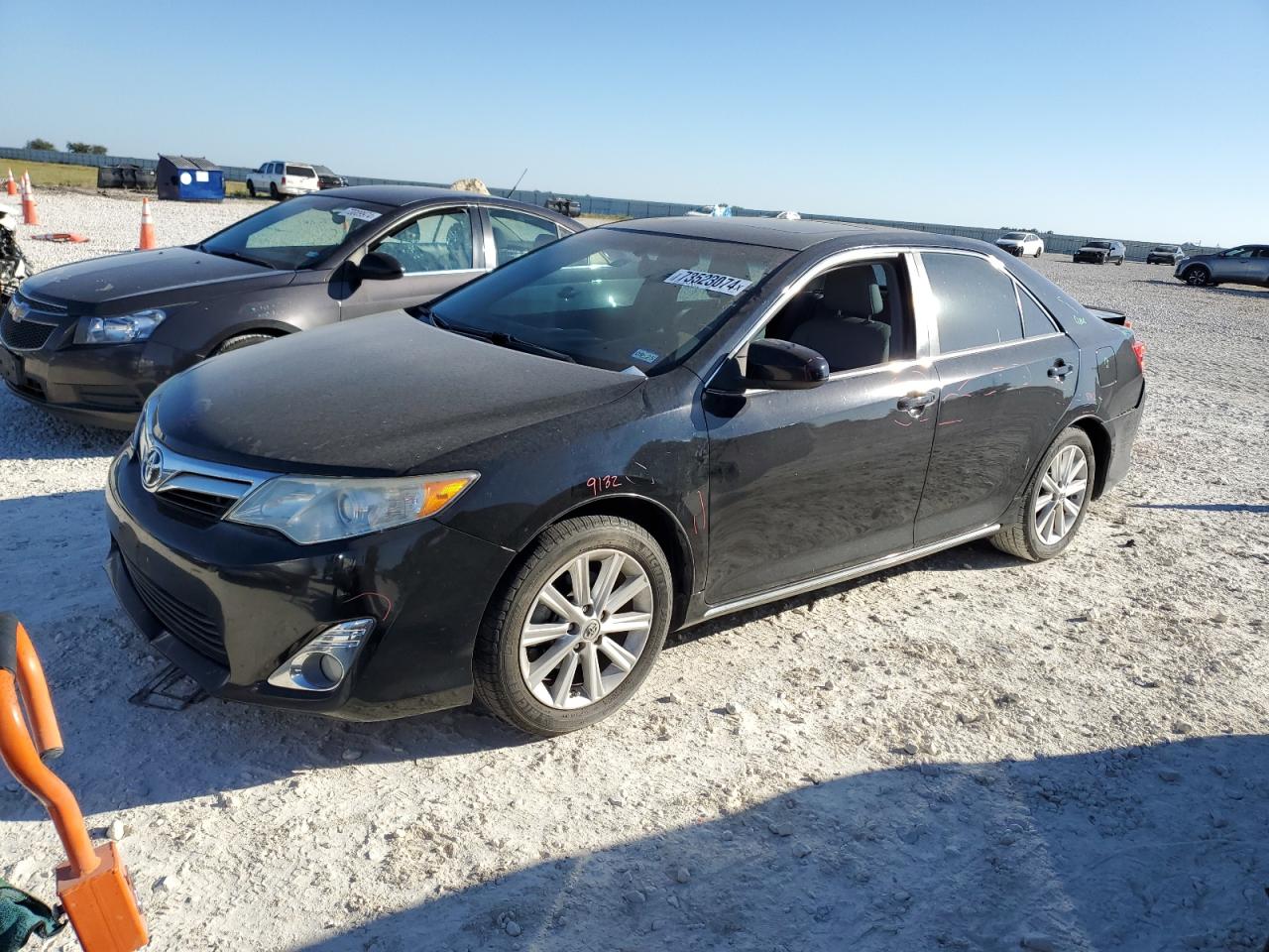 2014 TOYOTA CAMRY