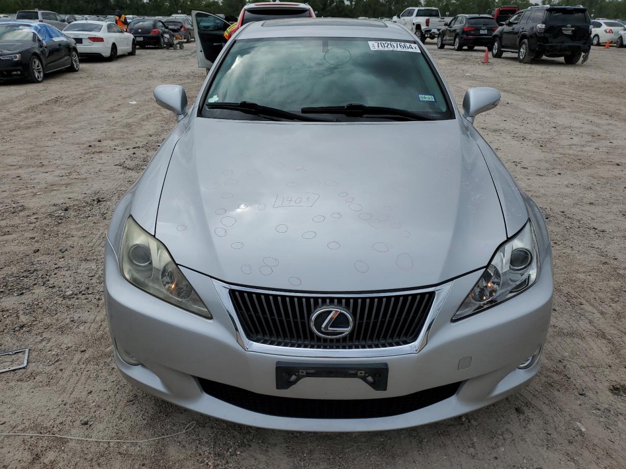 2010 Lexus IS - Image 5