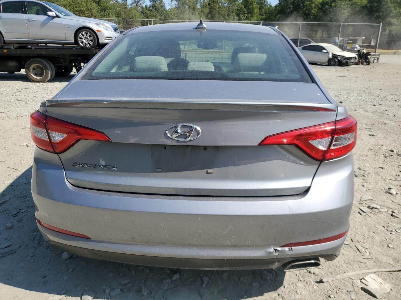 2016 Hyundai Sonata Se VIN: 5NPE24AF2GH384600 Lot: 70774404