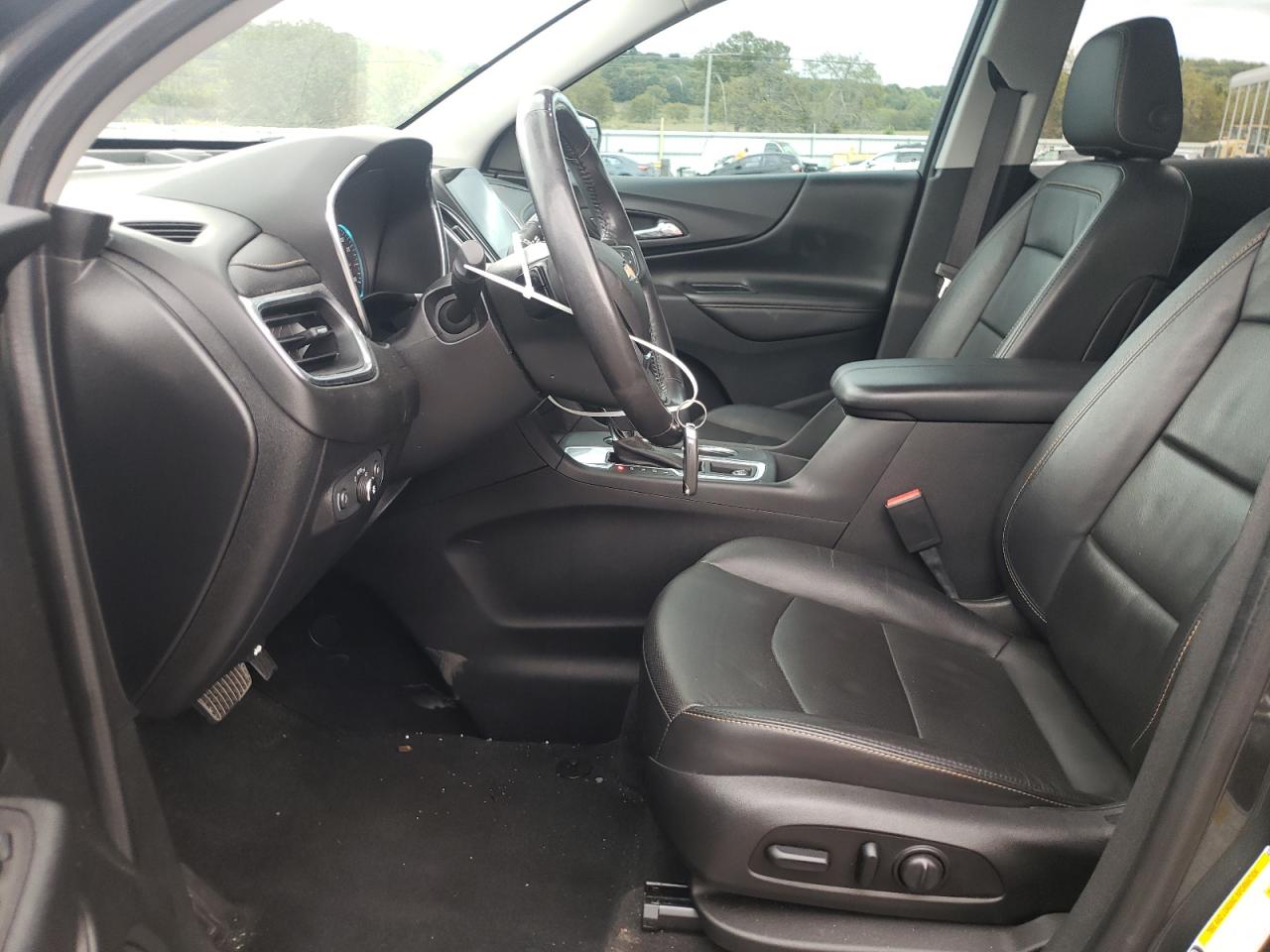 2GNAXMEV0J6277453 2018 Chevrolet Equinox Premier