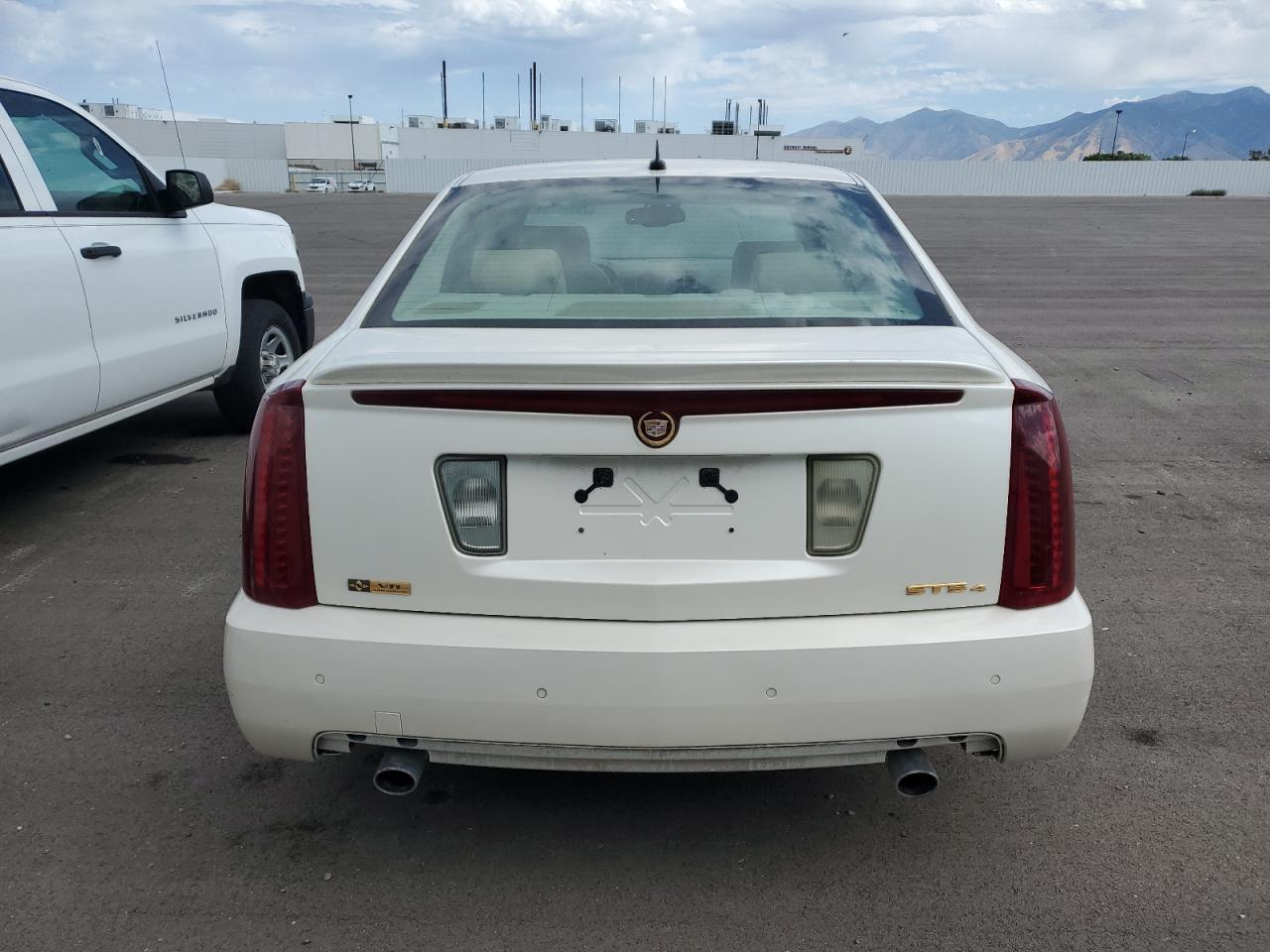 1G6DC67A650231201 2005 Cadillac Sts