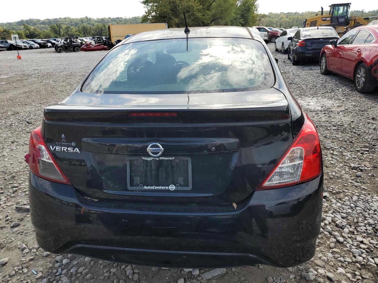2017 Nissan Versa - Image 6
