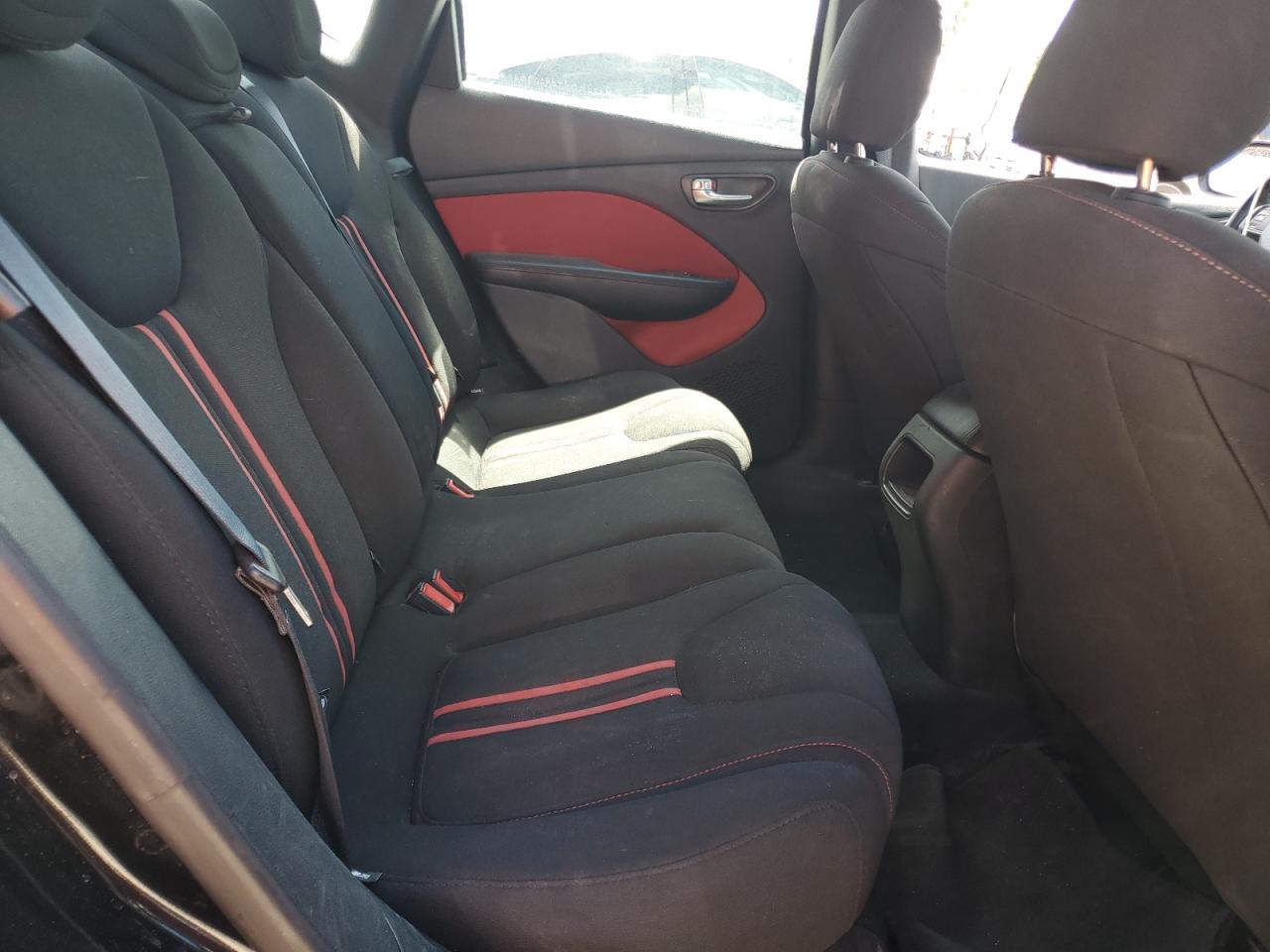 2013 Dodge Dart Sxt VIN: 1C3CDFBH8DD110644 Lot: 72622354