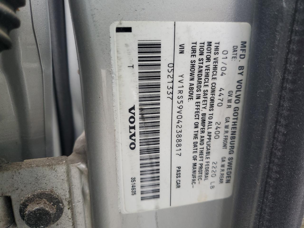 2004 Volvo S60 2.5T VIN: YV1RS59V042388817 Lot: 70851984