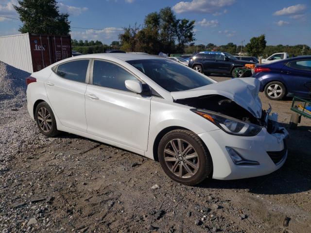  HYUNDAI ELANTRA 2016 Белый