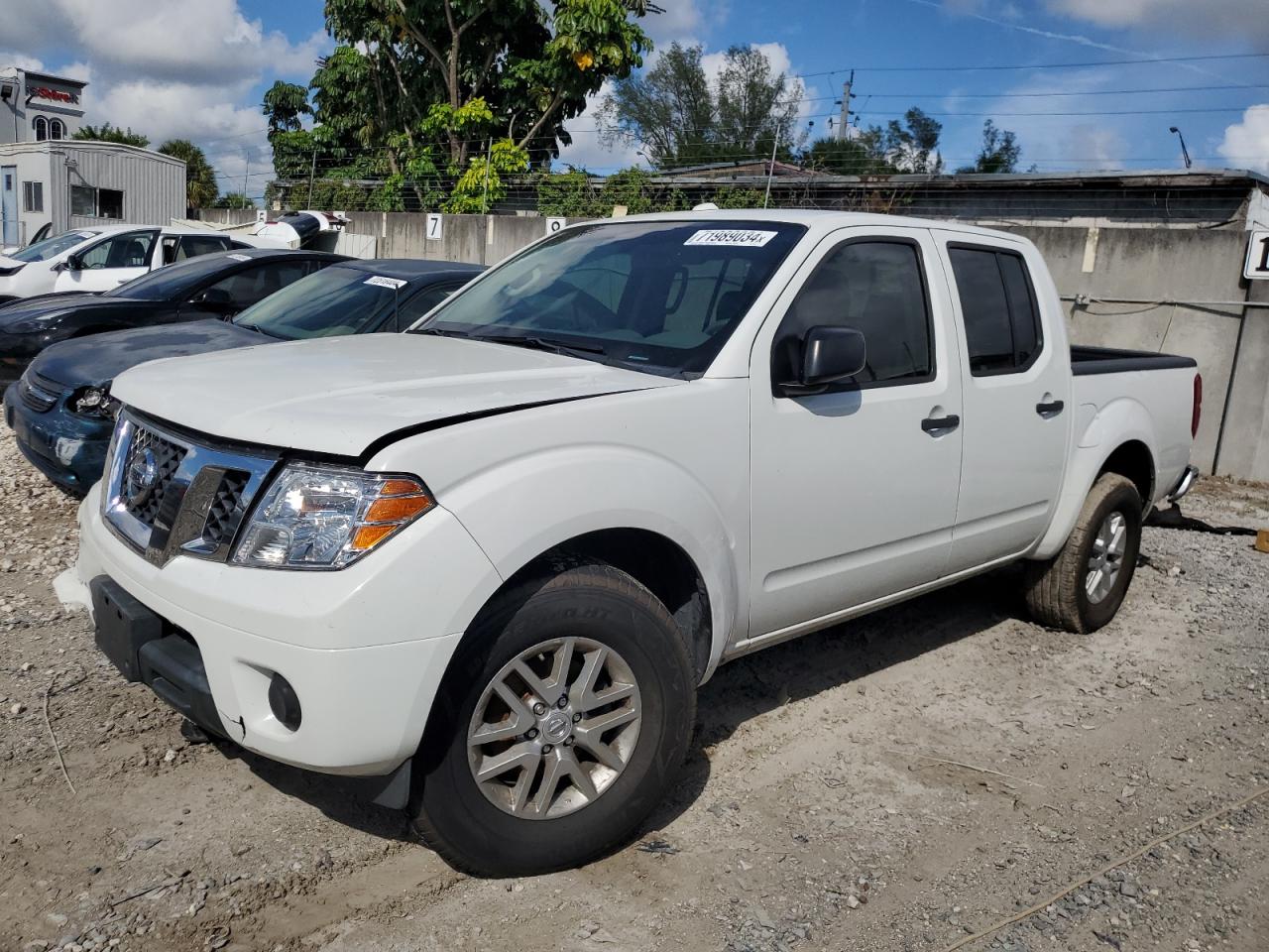 1N6AD0ER1FN738737 2015 NISSAN NAVARA - Image 1