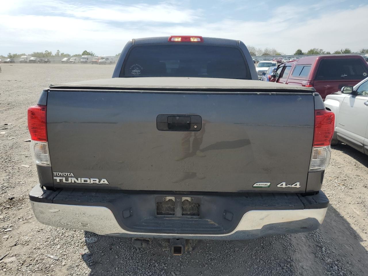 5TFDW5F18DX306924 2013 Toyota Tundra Crewmax Sr5