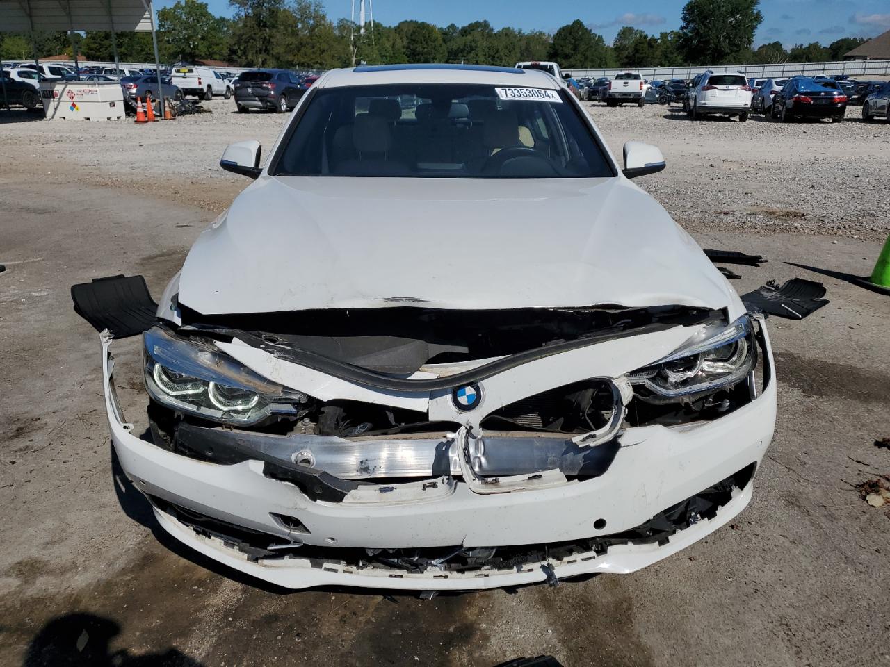 VIN WBA8B9G30HNU56240 2017 BMW 3 SERIES no.5