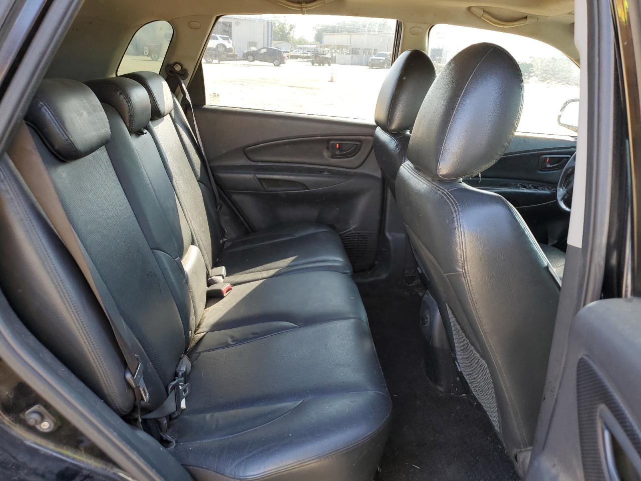 2009 Hyundai Tucson - Image 11
