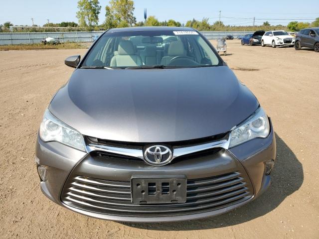 Седаны TOYOTA CAMRY 2016 Серый