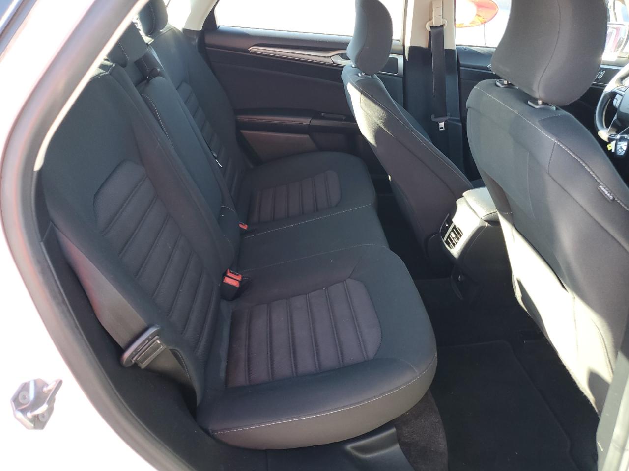 2017 Ford Fusion - Image 10