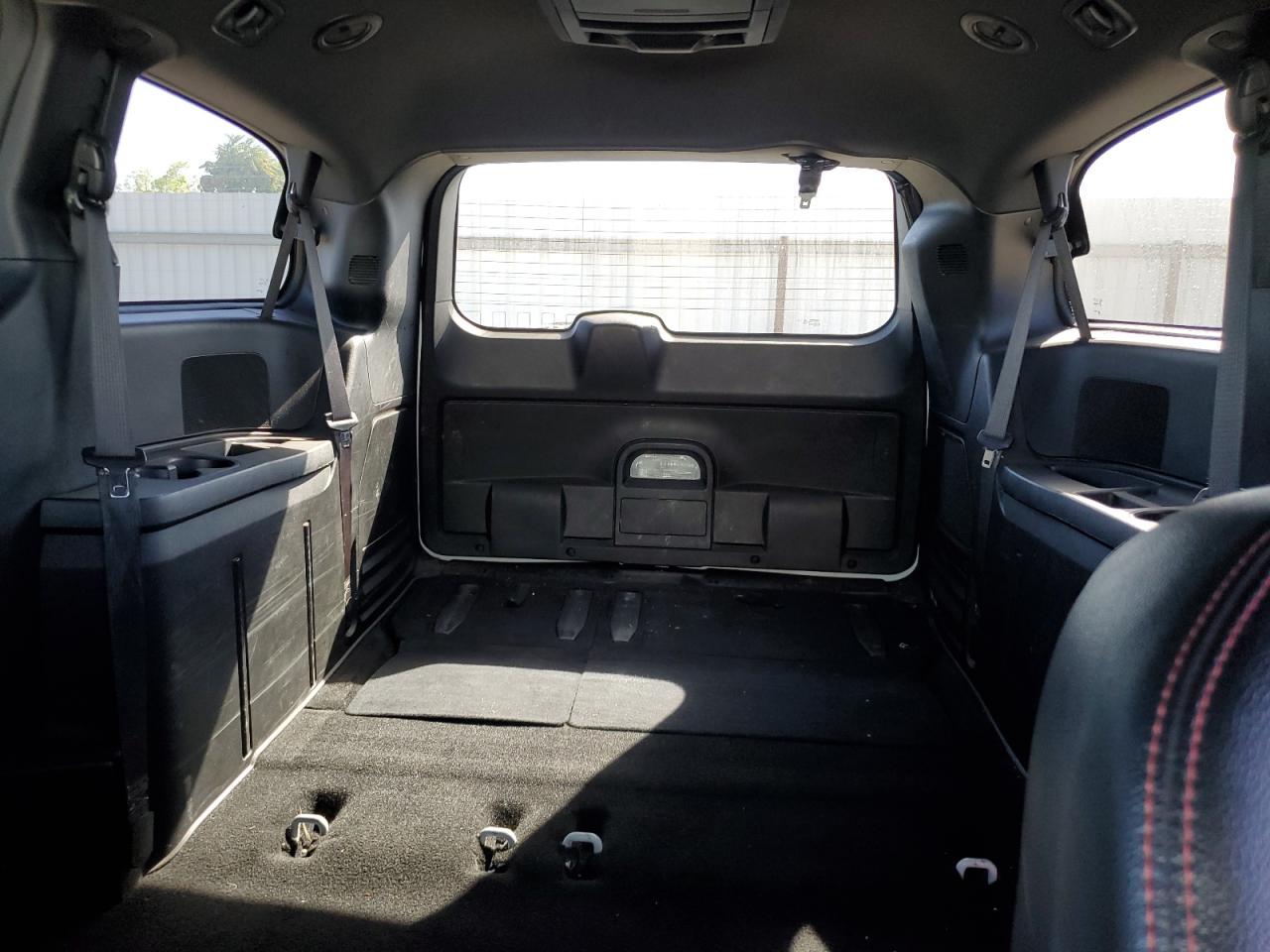 2018 Dodge Caravan - Image 10