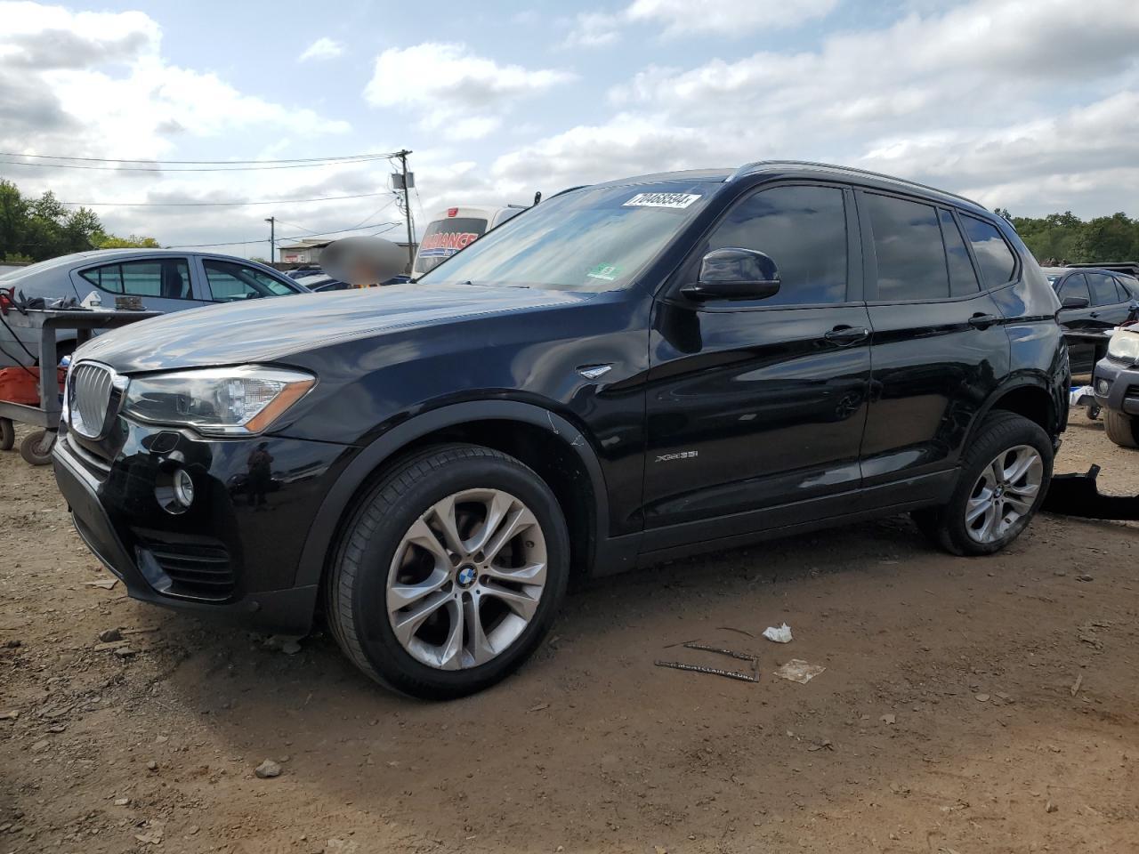 VIN 5UXWX7C5XH0S19046 2017 BMW X3 no.1