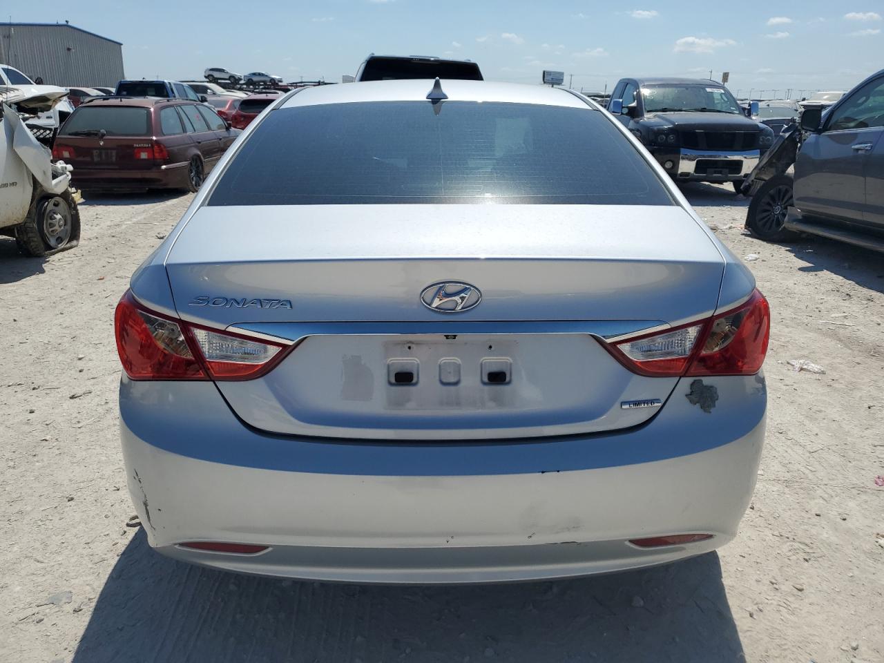 5NPEC4AC6BH182273 2011 Hyundai Sonata Se