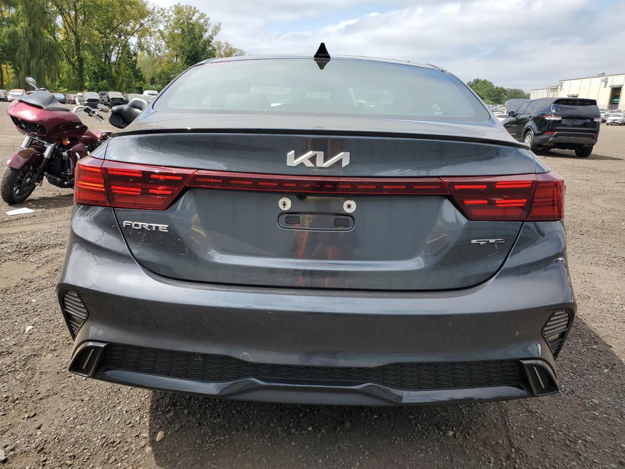 3KPF54AD9RE733981 2024 Kia Forte Gt Line