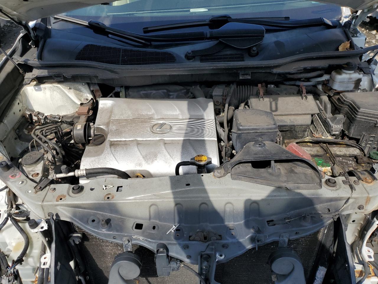 2010 Lexus RX - Image 12