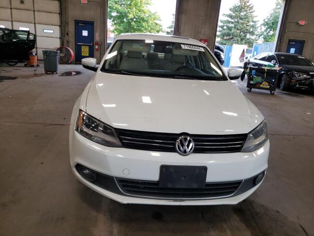 Седани VOLKSWAGEN JETTA 2014 Білий