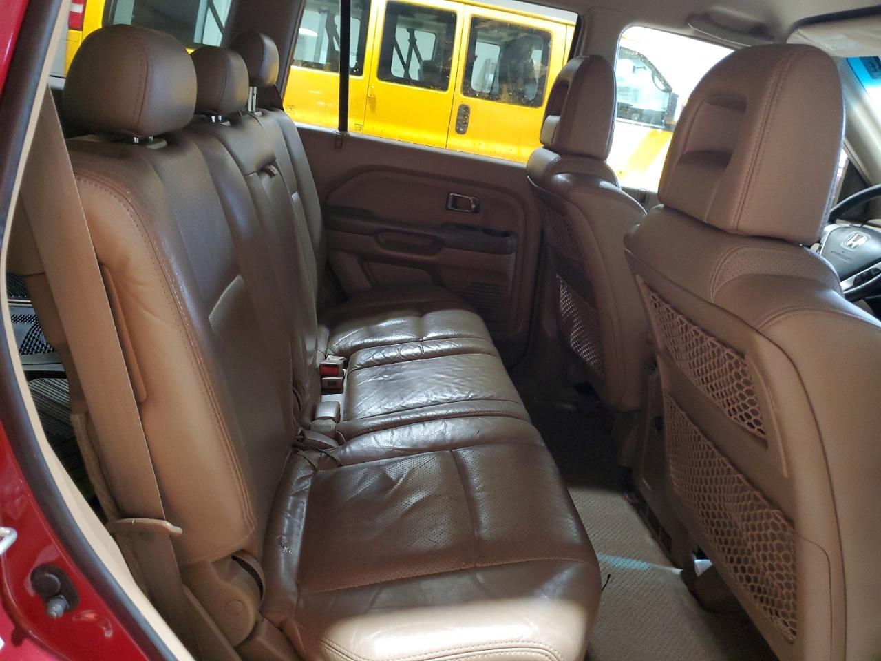 2004 Honda Pilot Exl VIN: 2HKYF18524H516165 Lot: 68648264