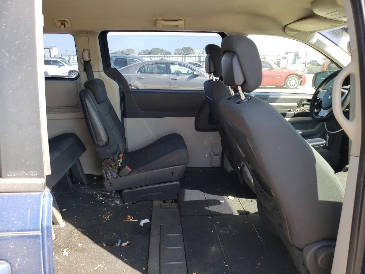 2010 Dodge Grand Caravan Se VIN: 2D4RN4DEXAR483710 Lot: 69389884