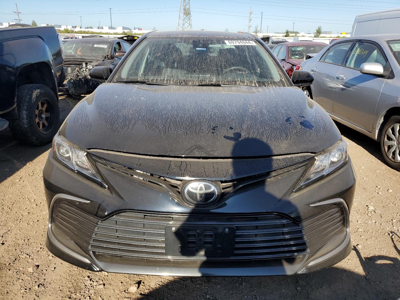 2021 Toyota Camry Le VIN: 4T1C11AK0MU463797 Lot: 69794644