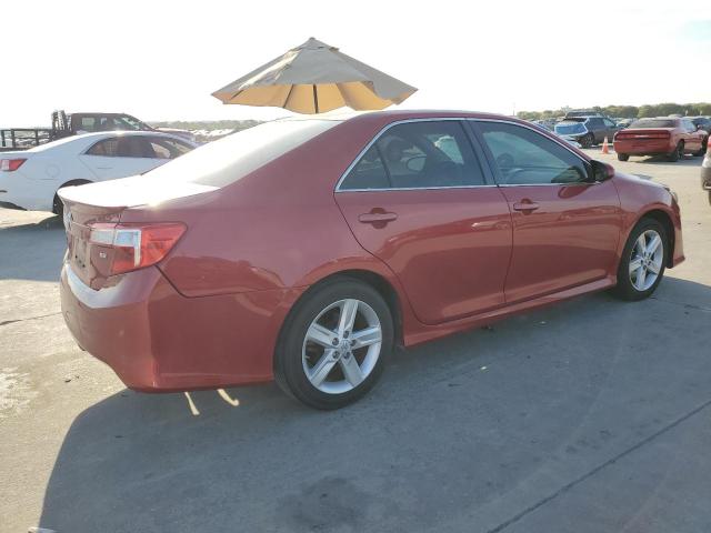  TOYOTA CAMRY 2014 Czerwony