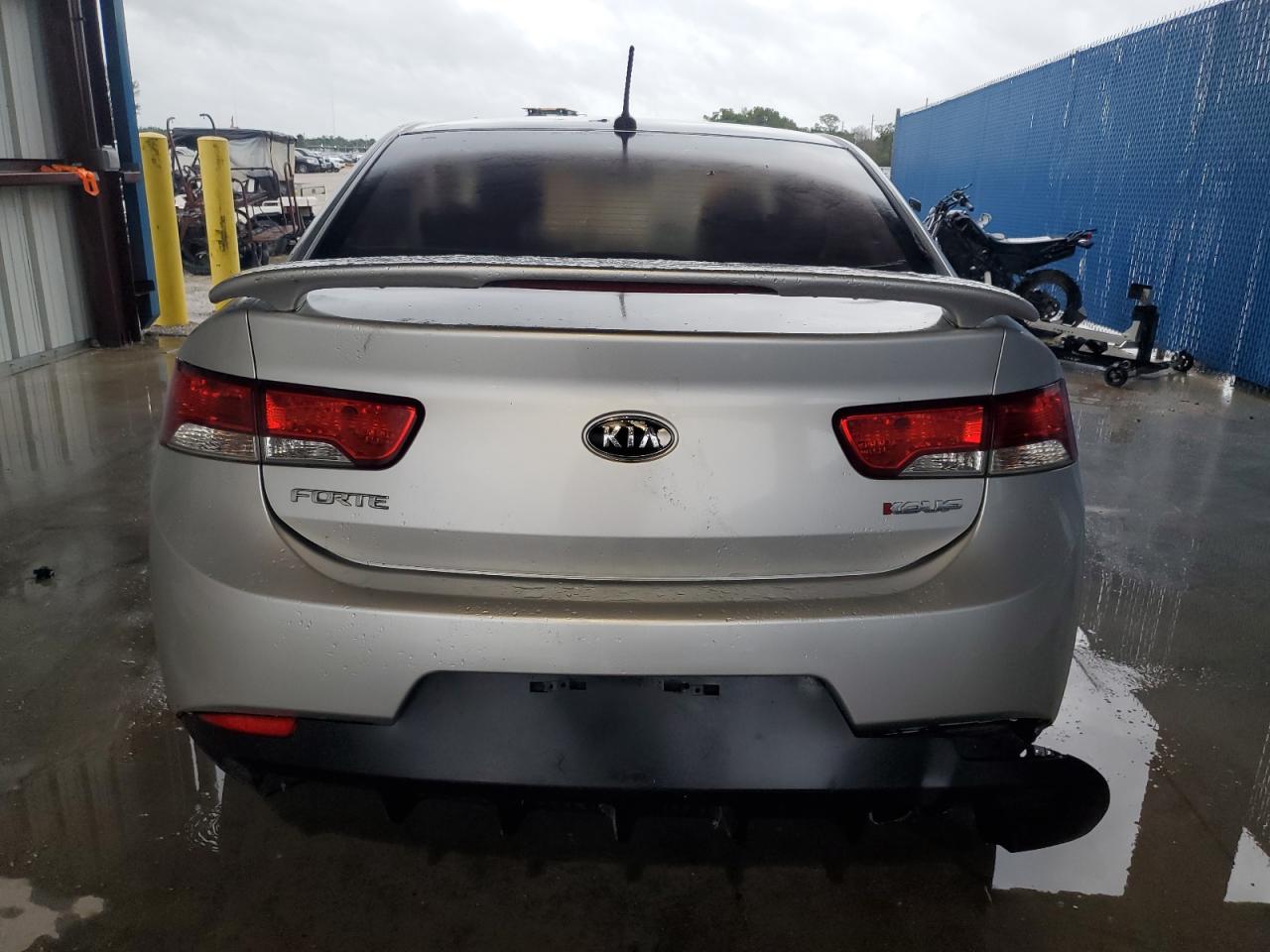 KNAFW6A37A5116852 2010 Kia Forte Sx