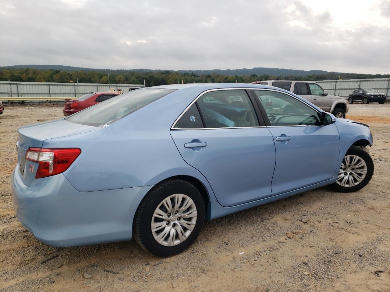 2013 Toyota Camry - Image 3