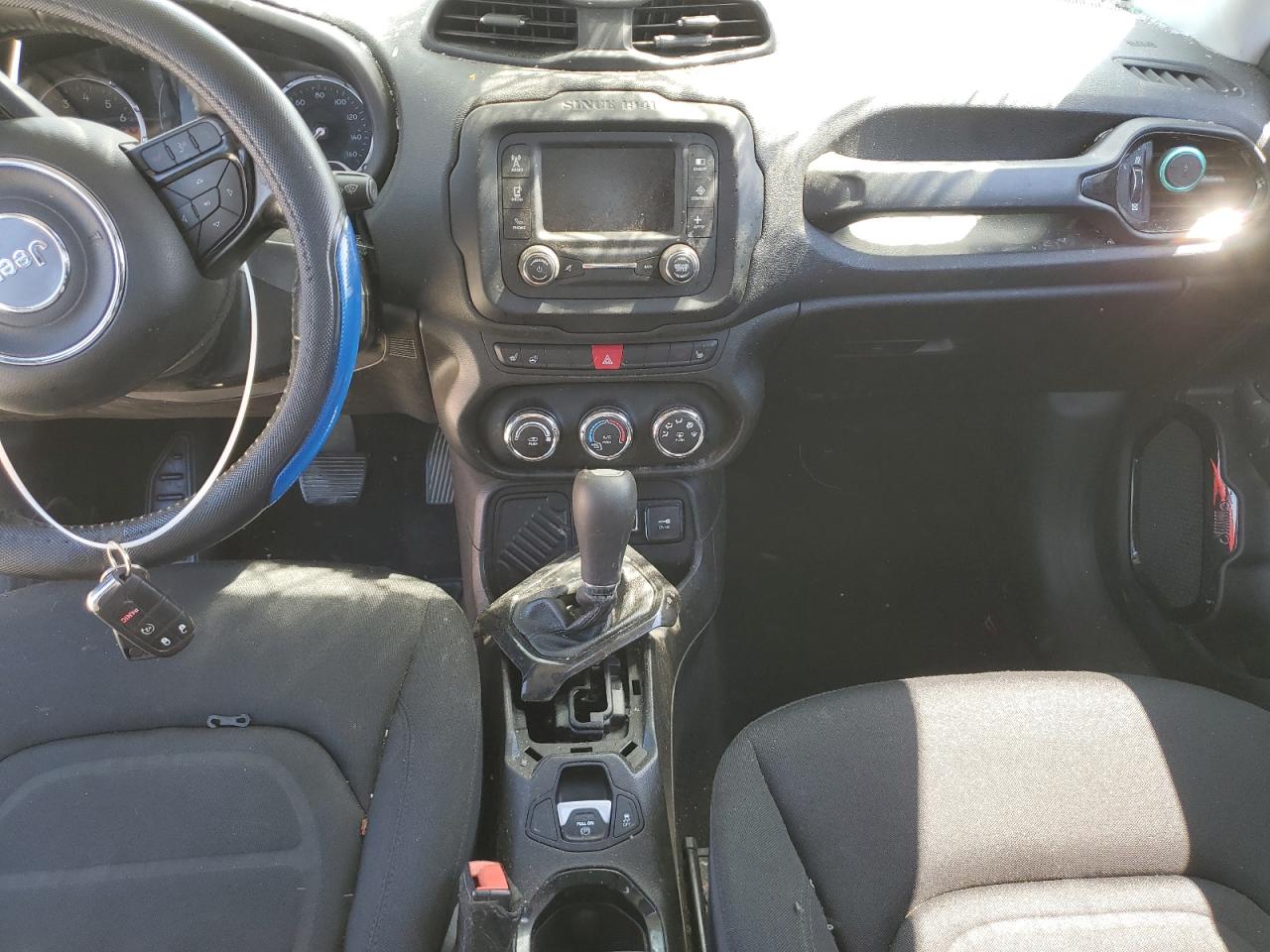 2017 Jeep Renegade - Image 8
