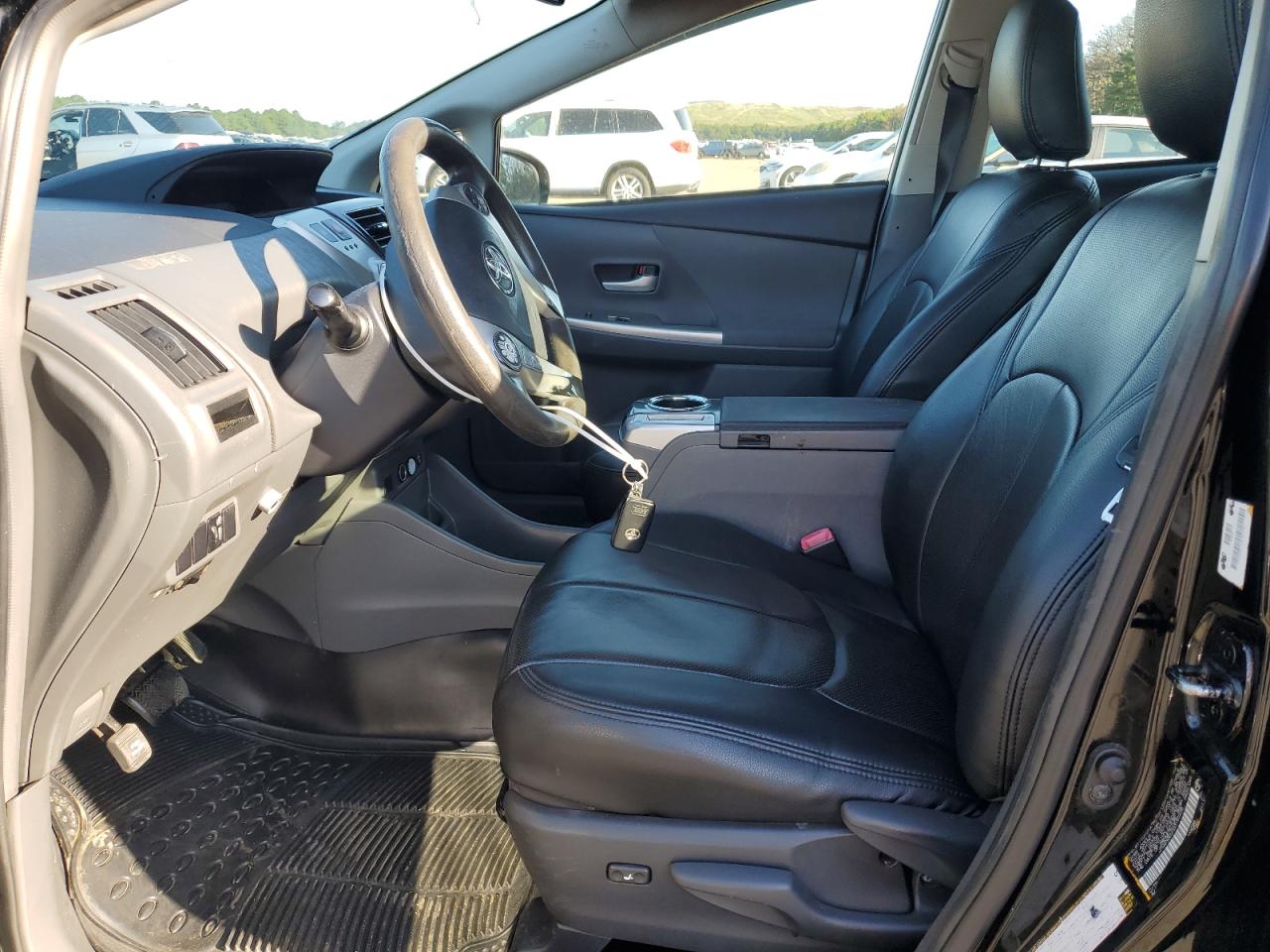 JTDZN3EU1D3197478 2013 Toyota Prius V