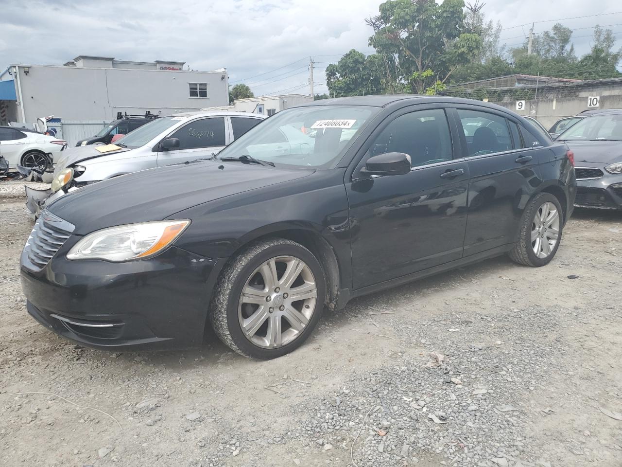 2013 Chrysler 200 - Image 1