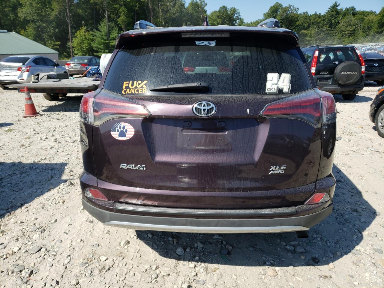 2017 Toyota Rav4 Xle VIN: 2T3RFREV9HW685248 Lot: 70273014