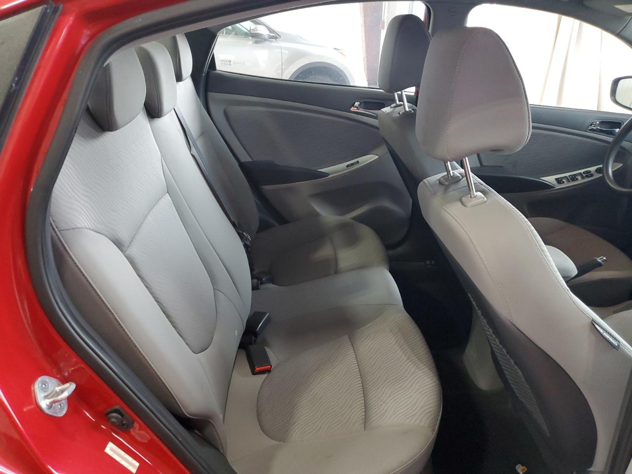 2013 Hyundai Accent Gls VIN: KMHCU4AE0DU300411 Lot: 72683174