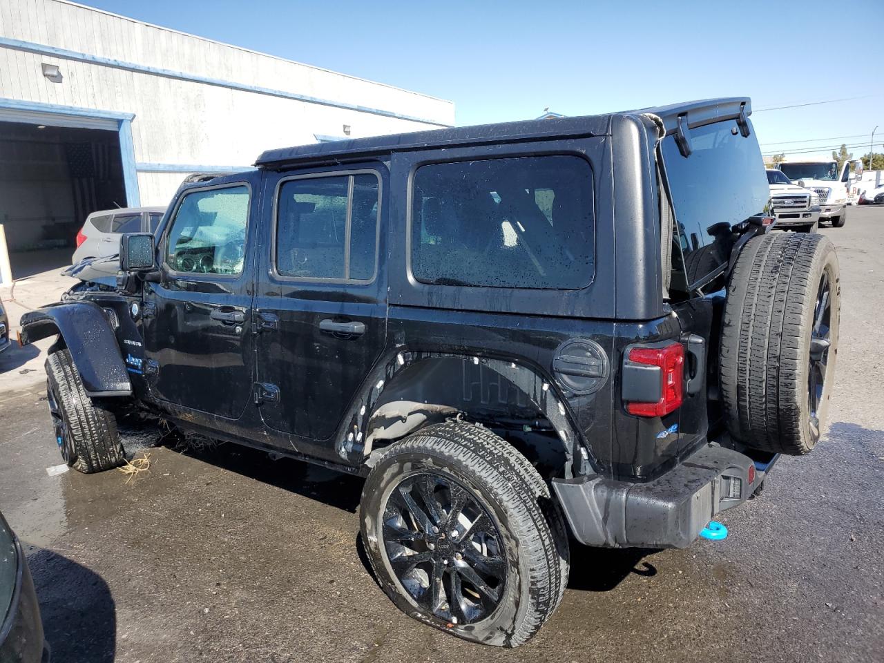 1C4JJXP60PW696192 2023 JEEP WRANGLER - Image 2