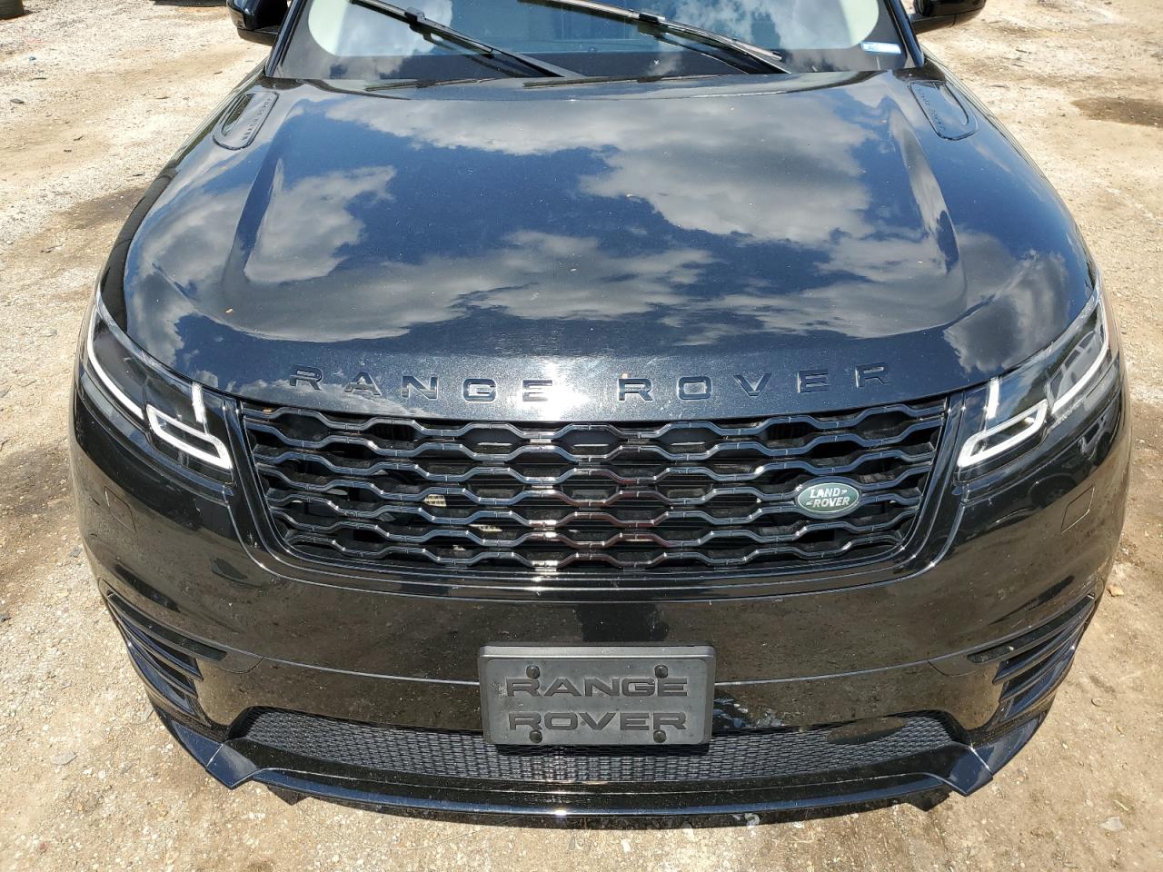 2019 Land Rover Range Rover Velar R-Dynamic Se VIN: SALYL2FVXKA222558 Lot: 70682384