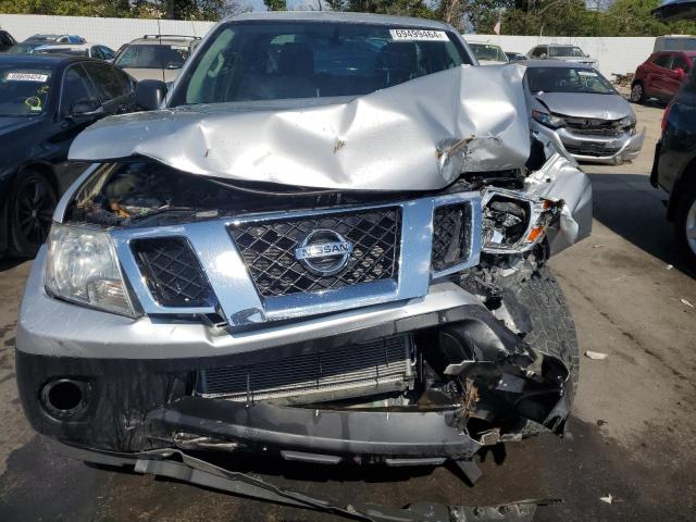  NISSAN FRONTIER 2017 Silver