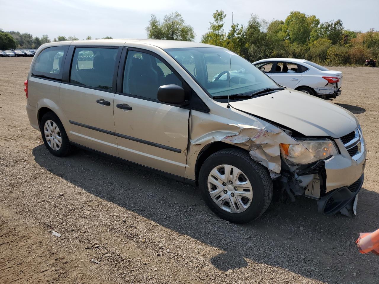 2C4RDGBG2ER268561 2014 Dodge Grand Caravan Se