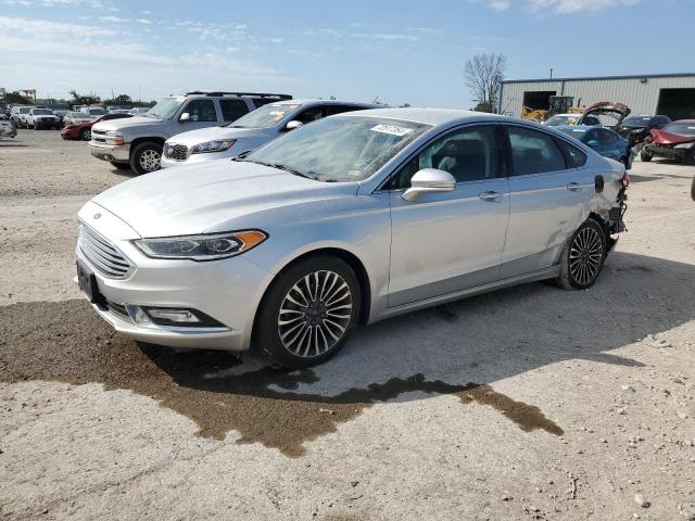 Седаны FORD FUSION 2017 Серебристый