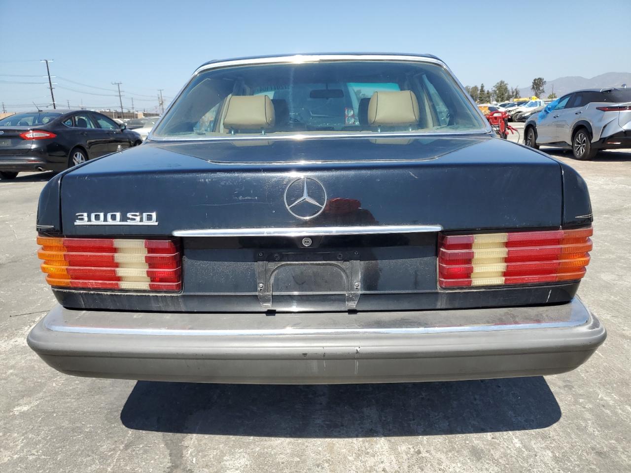 WDBCB20A8EA076089 1984 Mercedes-Benz 300 Sd