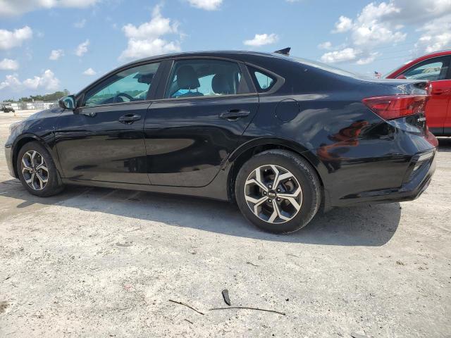 3KPF24AD4ME359748 Kia Forte FE 2