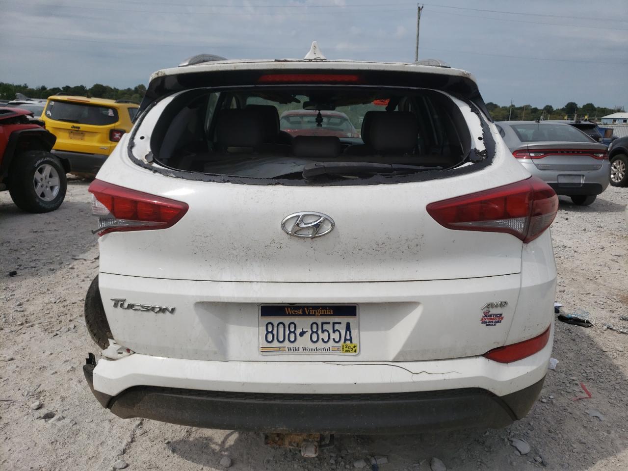 KM8J3CA42JU675353 2018 Hyundai Tucson Sel