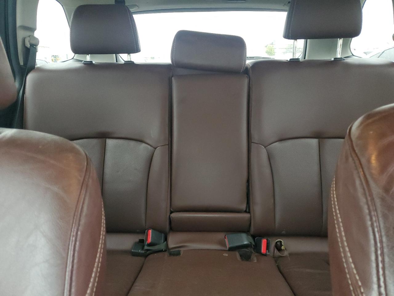 2013 Subaru Outback - Image 10