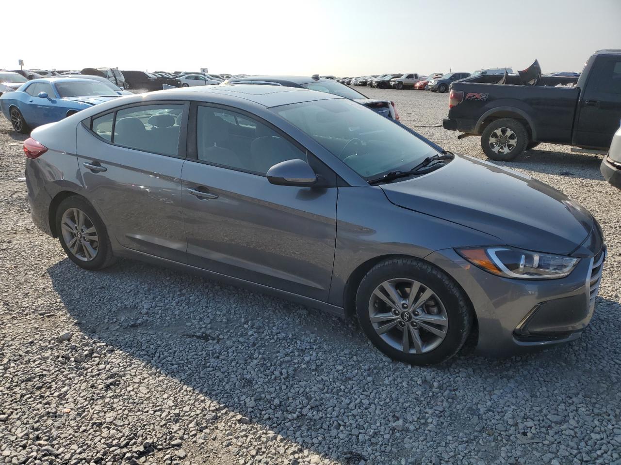 2018 Hyundai Elantra - Image 4