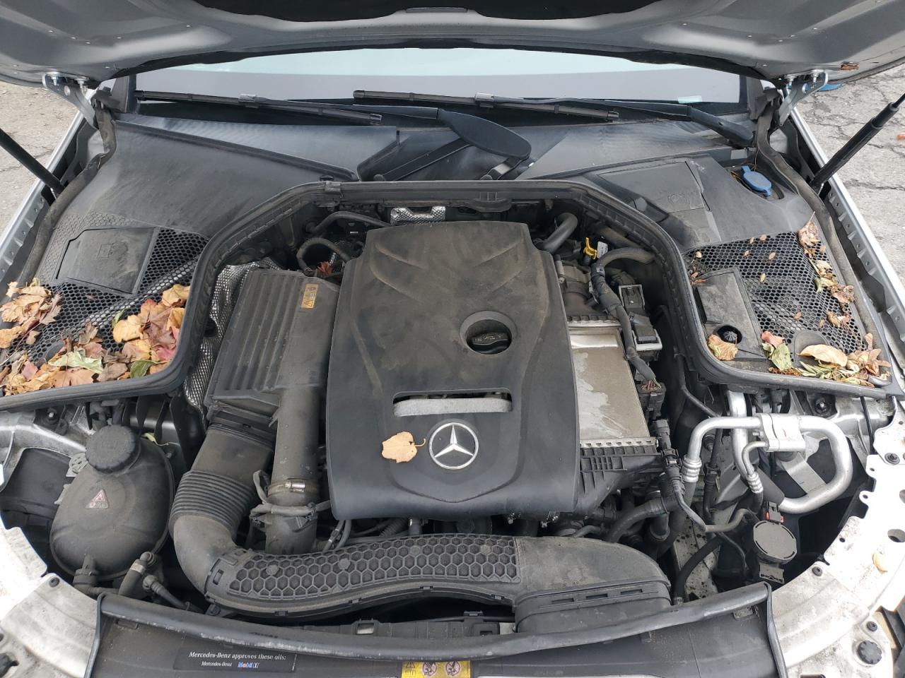 55SWF4KB1HU217325 2017 Mercedes-Benz C 300 4Matic