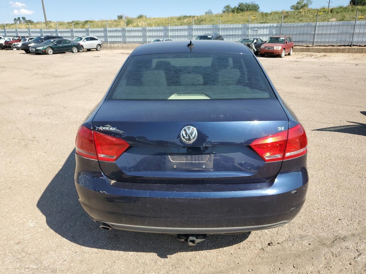 2012 Volkswagen Passat Se VIN: 1VWBP7A38CC015268 Lot: 70623724