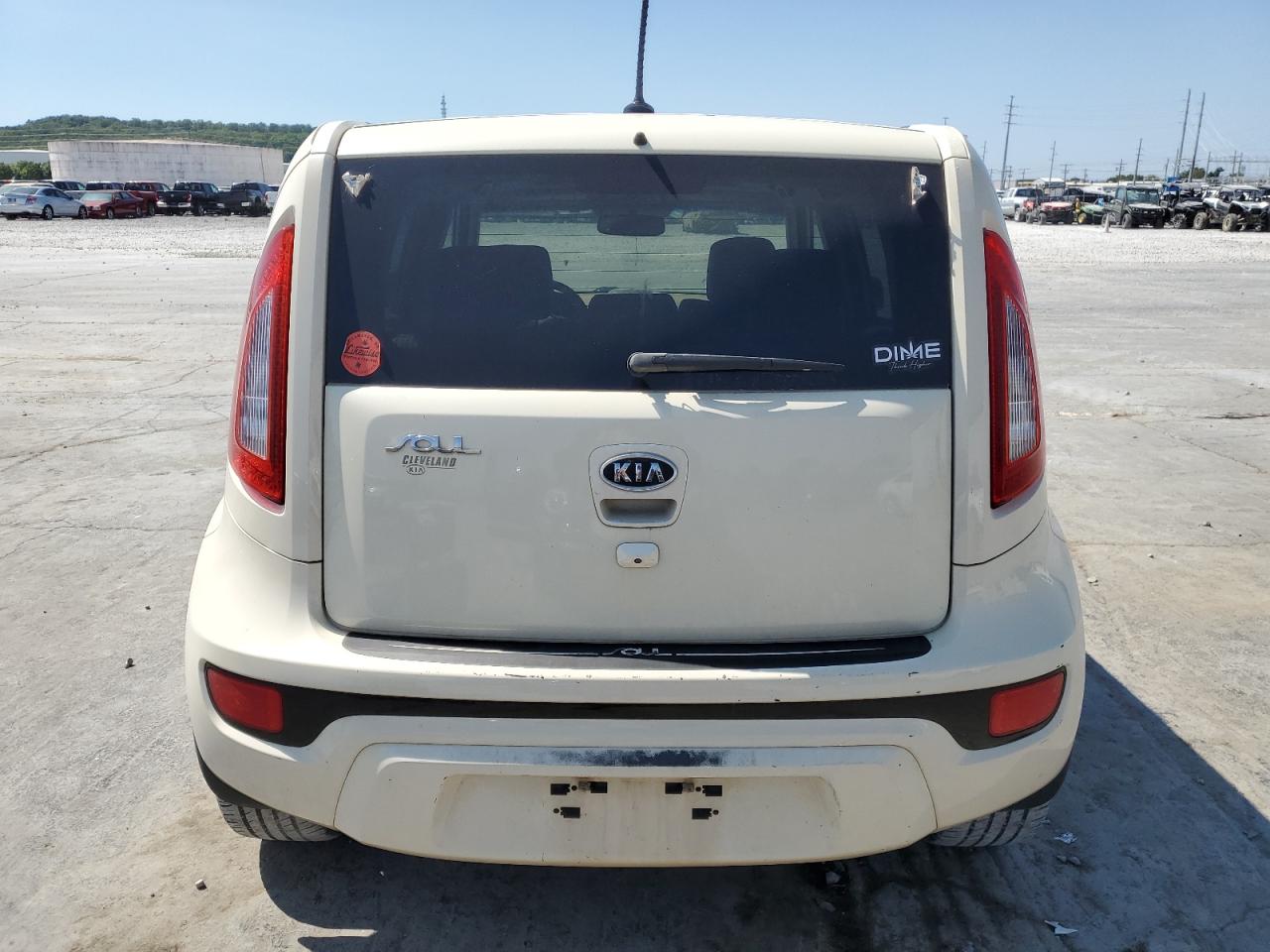 KNDJT2A66C7460902 2012 Kia Soul +