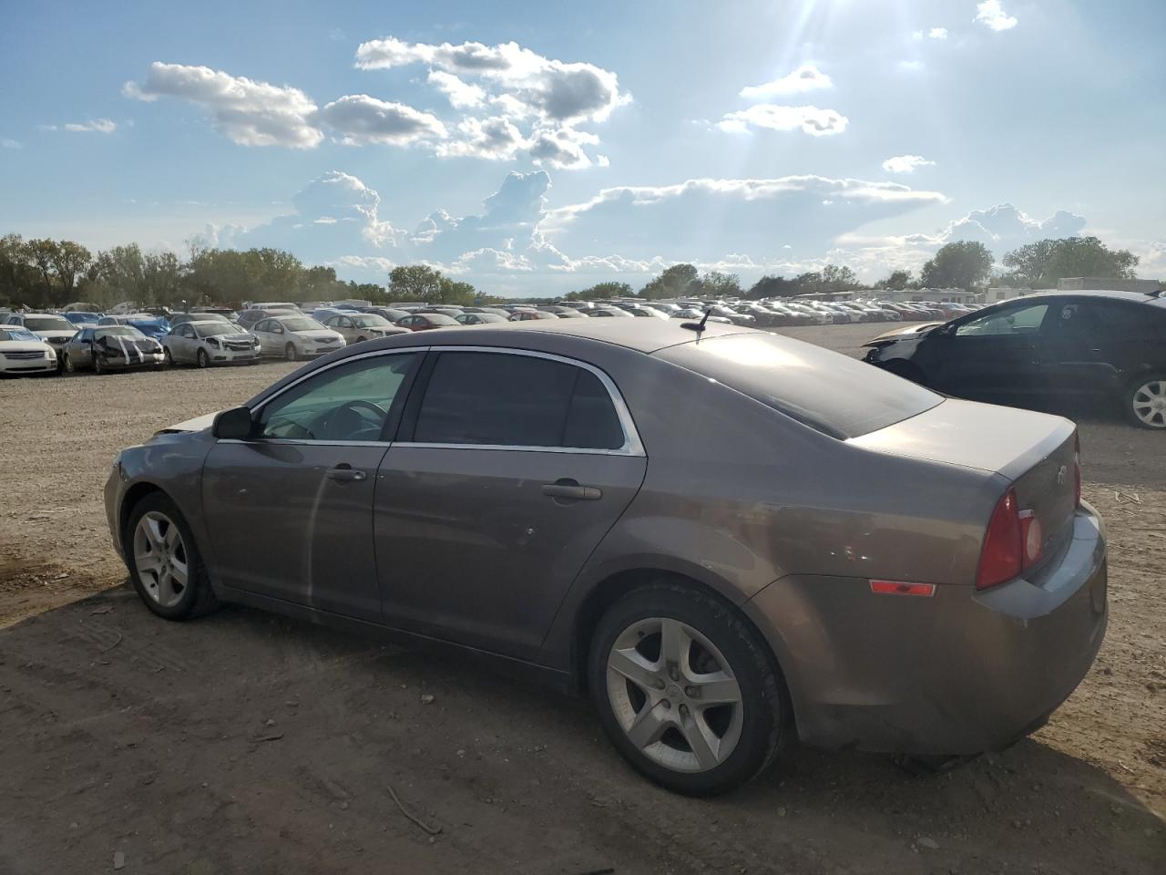 2011 Chevrolet Malibu - Image 2