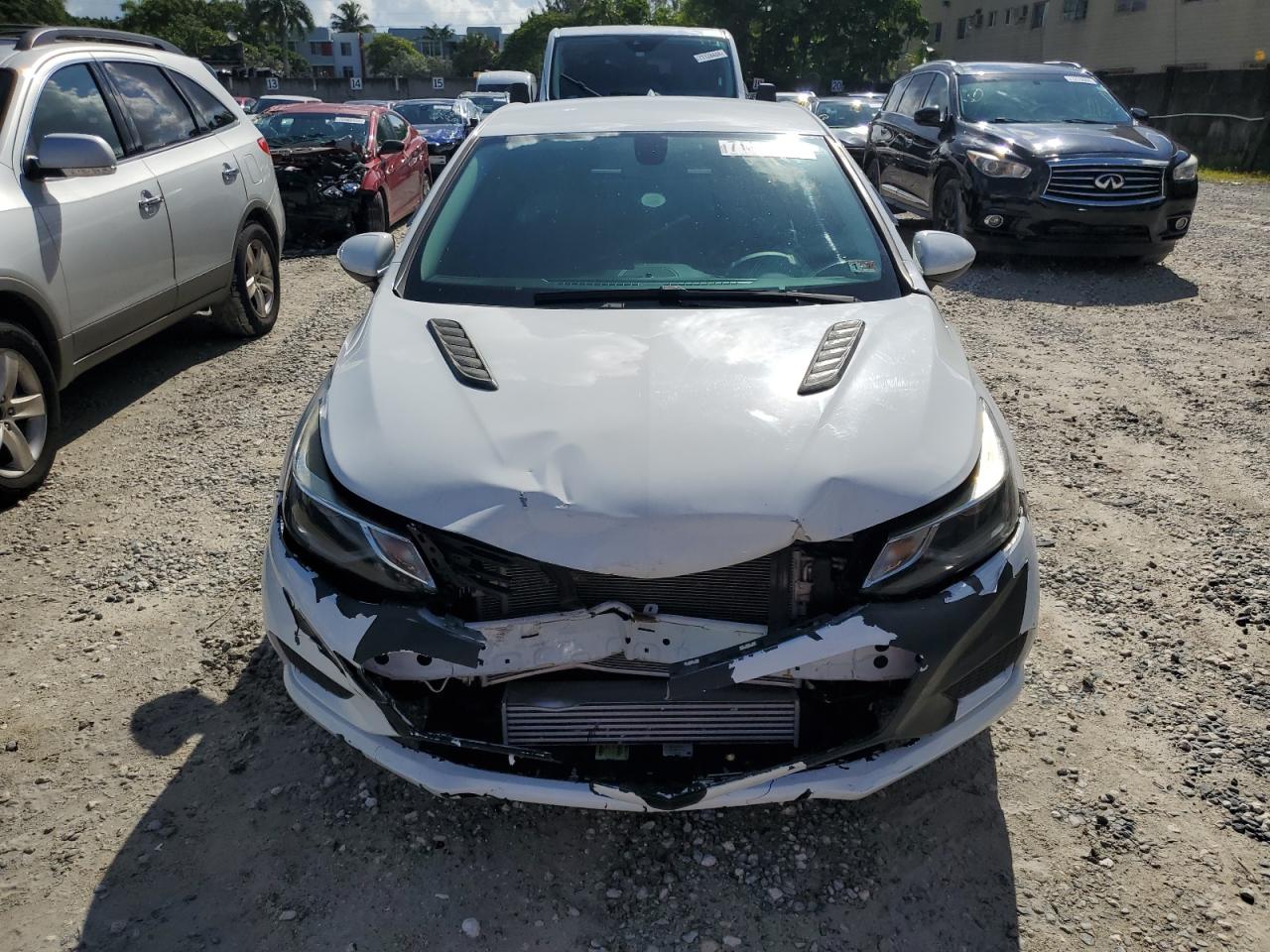 2018 Chevrolet Cruze - Image 5