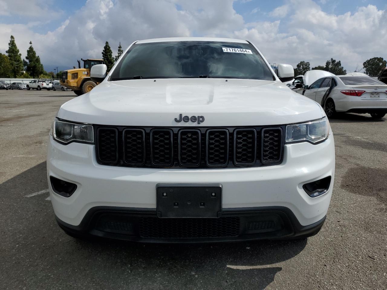 VIN 1C4RJEAG4JC171394 2018 JEEP GRAND CHER no.5