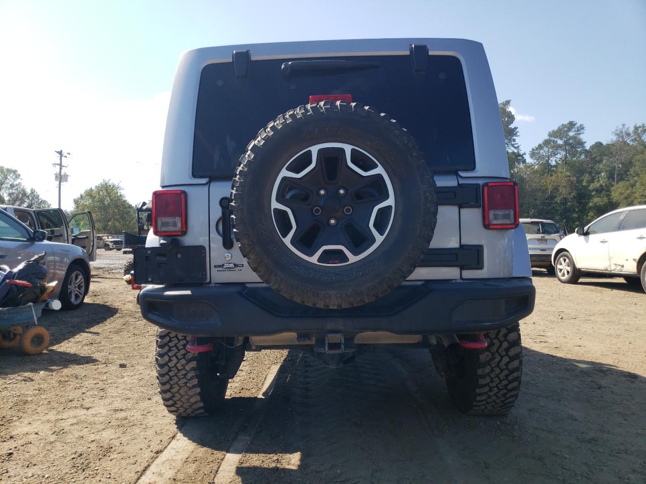 1C4BJWFG8EL223499 2014 Jeep Wrangler Unlimited Rubicon